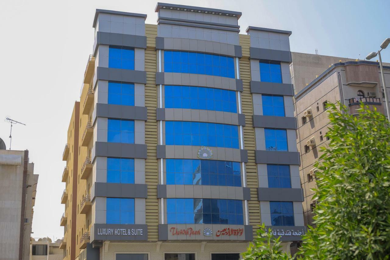 The 40Th Pearl Hotel Suites Jeddah Exterior photo