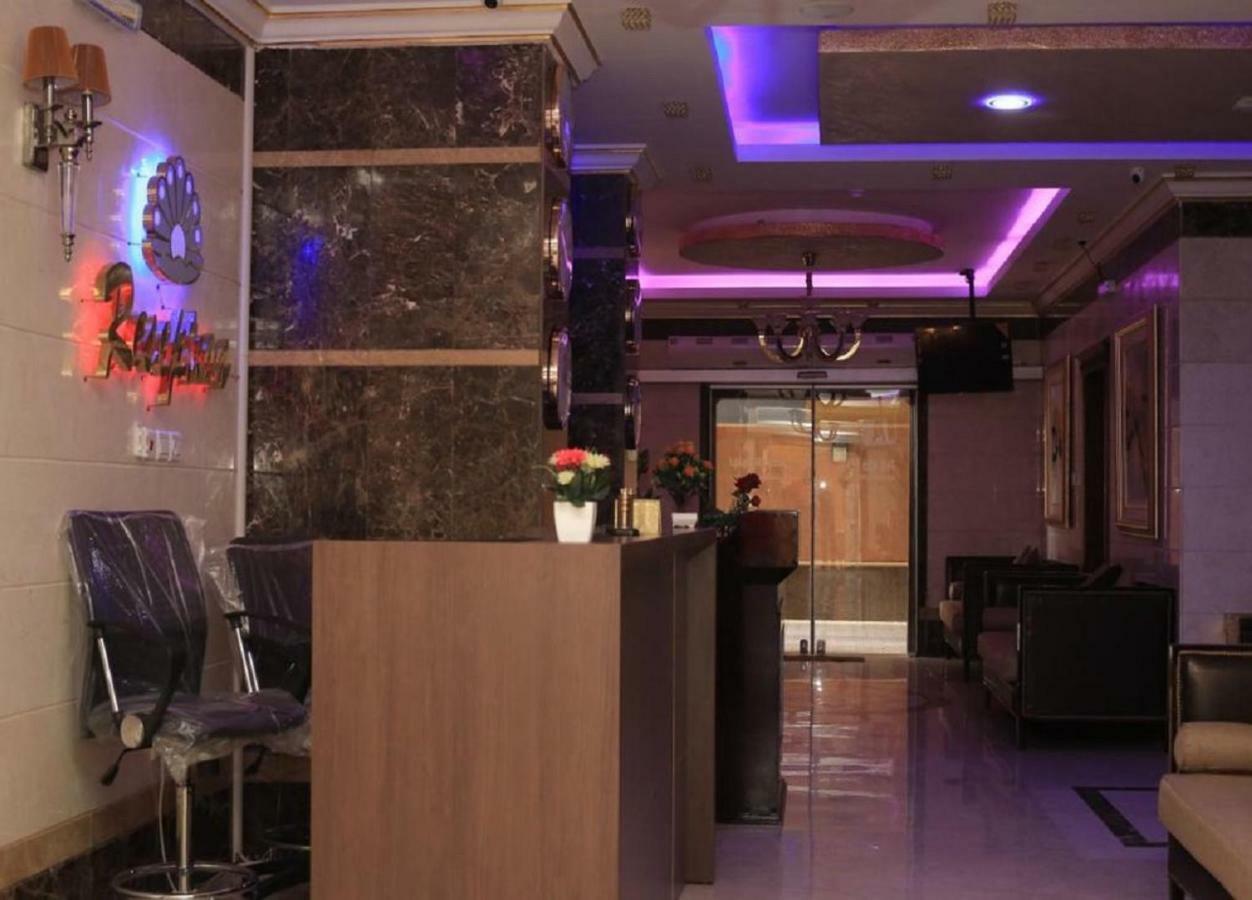 The 40Th Pearl Hotel Suites Jeddah Exterior photo