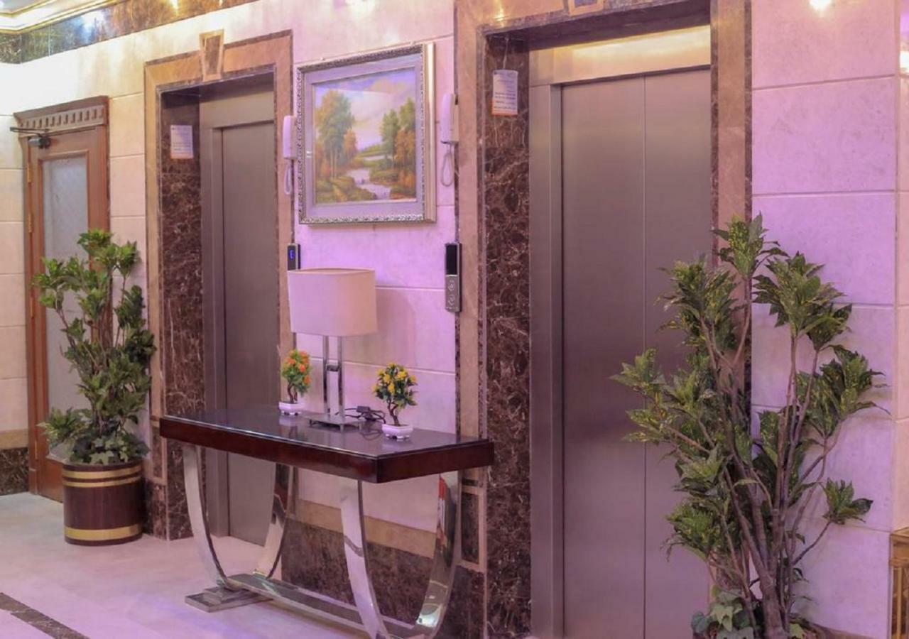 The 40Th Pearl Hotel Suites Jeddah Exterior photo